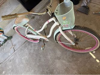Teen girls bike