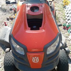 Husqvarna Riding Lawnmower 