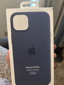 Apple iPhone 14 PLUS  Silicone Phonecase W MagSafe