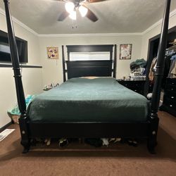 Cal King Bedroom Set