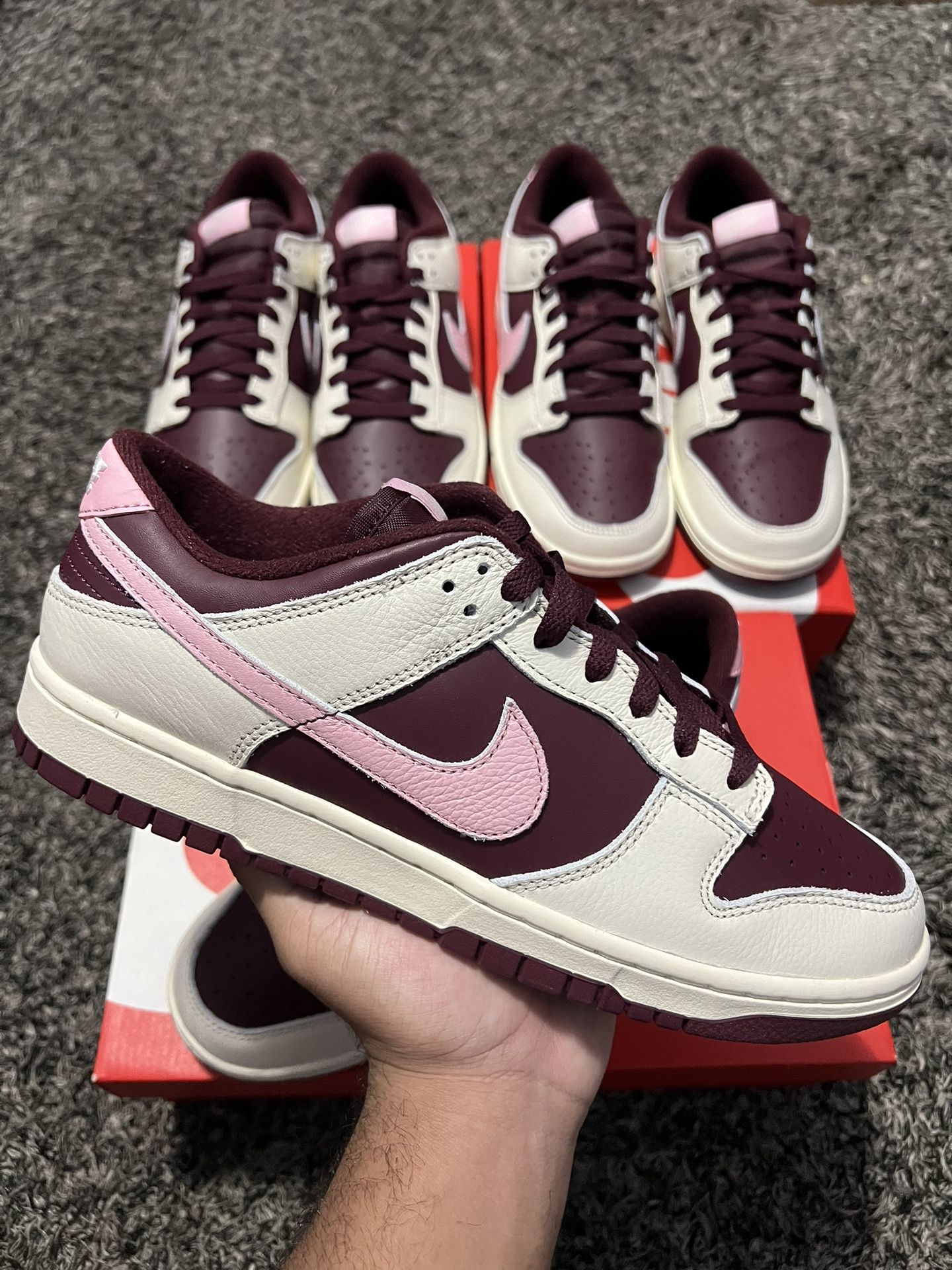 Nike Dunk Low Valentine’s Day (BRAND NEW)