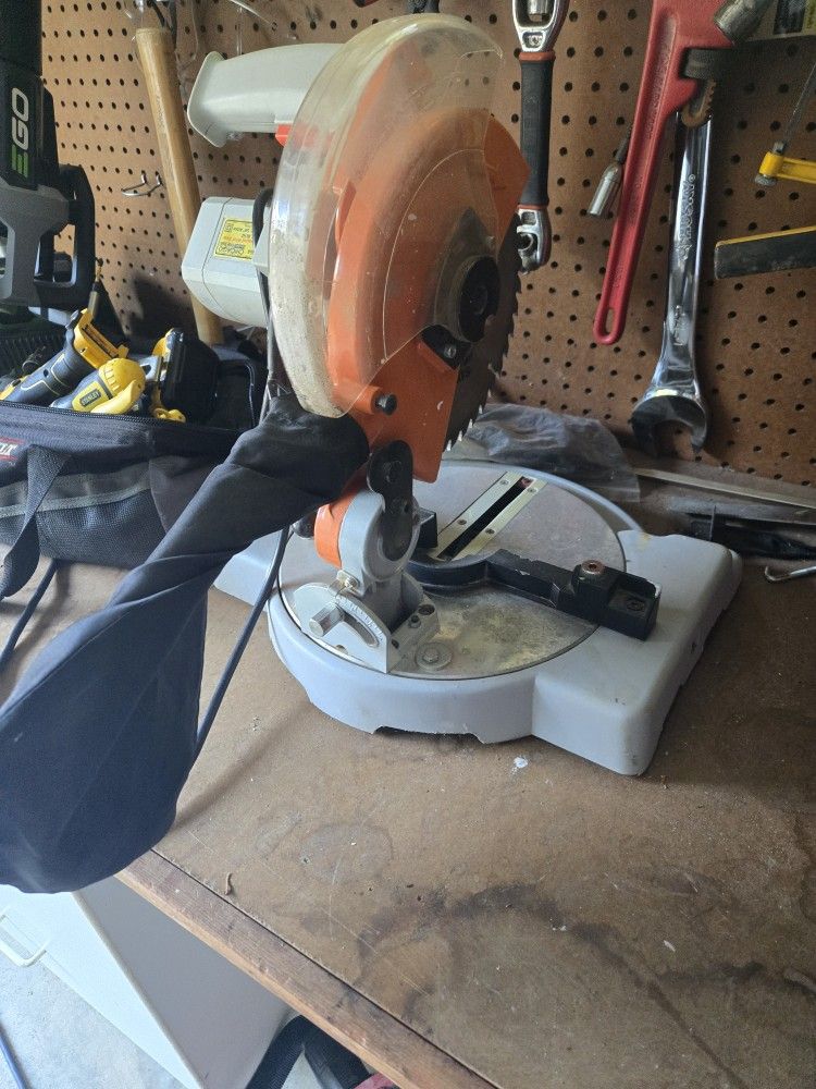 Chicago 8-in Miter Saw