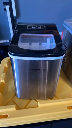 Ice maker