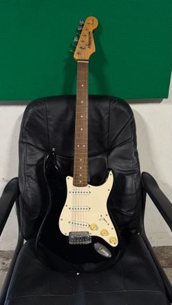 Fender Starcaster Strat Electric Guitar with amp