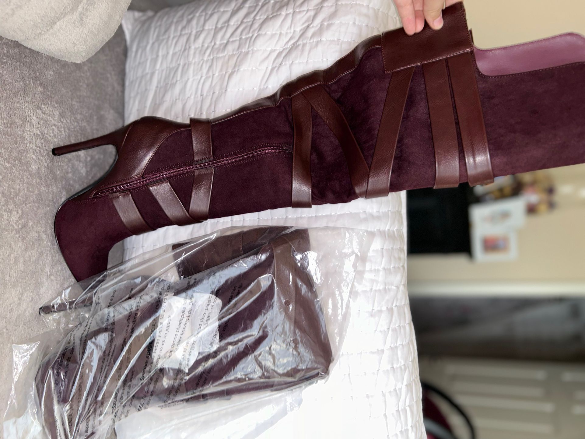 Brand New Women Thigh High Heels Size 7.5