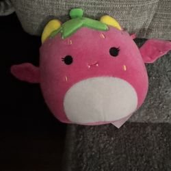 Strawberry Bat Plushie 