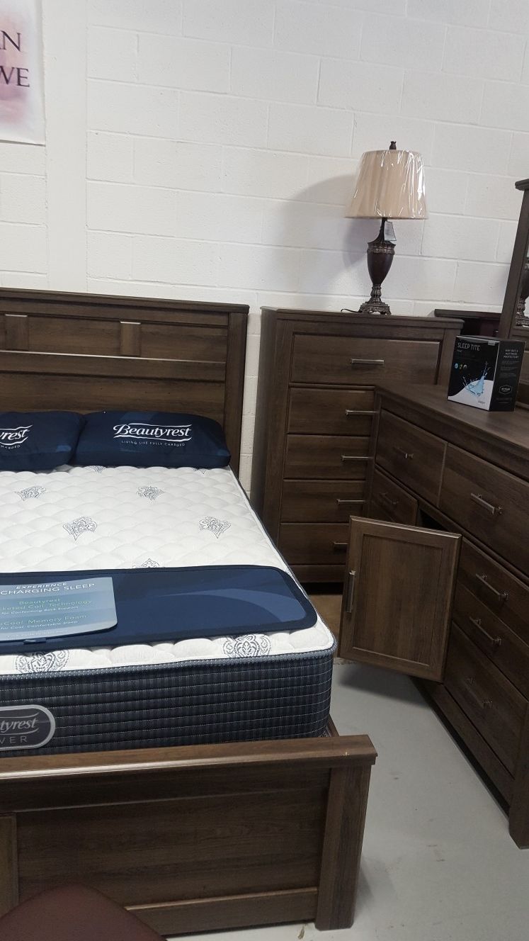 Brand new queen panel bed only $399