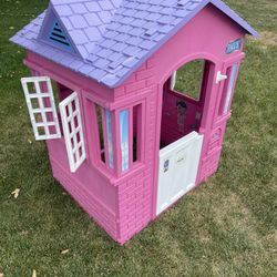 Little Tikes Cape Cottage Pretend Princess Playhousefor Kids - Doc McStuffins Care Center