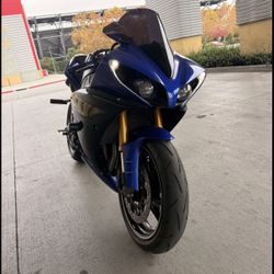2012 Yamaha R1