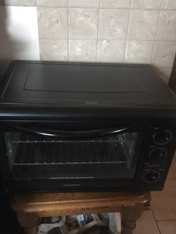 Toaster oven used twice like new