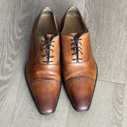 Magnanni Leather Oxford Dress Shoes