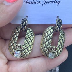 Only One Left Earrings New In Bag