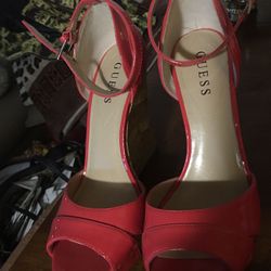 Guess beautiful size 8 shoes and the color perfect for the season!!