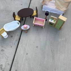 Doll House Furniture 