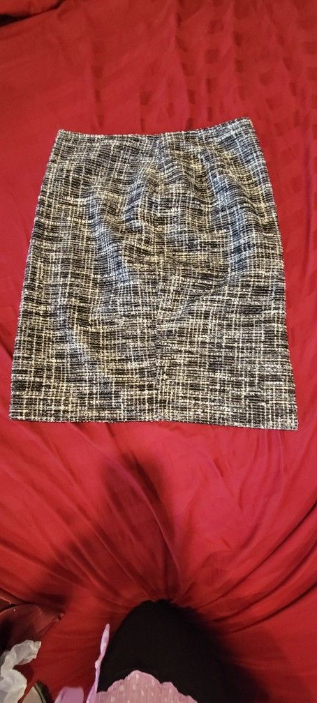 Women Pencil Skirt, Size 6