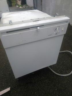 Hotpoint slide in dishwasher