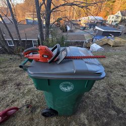 Black and decker hedge trimmer