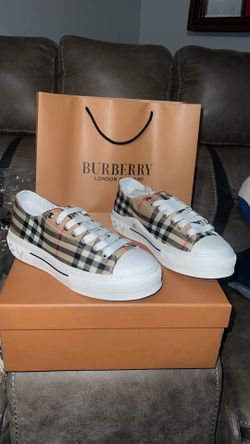 Shoes for woman