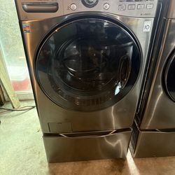 LG washer and dryer set