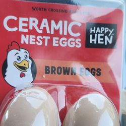 Happy Hen Treats Ceramic Nest Eggs, Brown