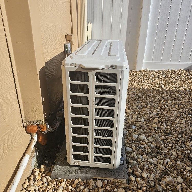 Sea Breeze 24 seer Mini Split System 