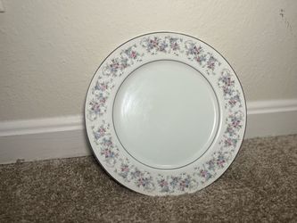 Floral Fine China Dinner Plate