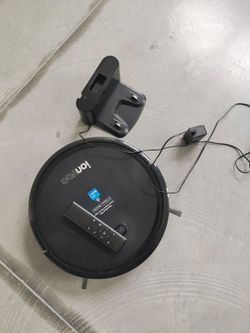 Robot vacuum