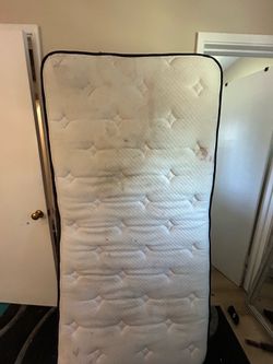 Twin mattress