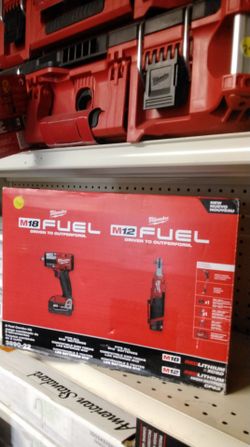 MILWAUKEE M12 2 - TOOL COMBO KIT