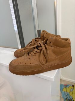 Brown nikes size 8