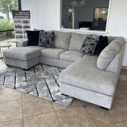 Megginson Storm LAF Sectional
