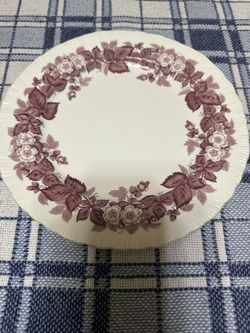 Vintage Wedgwood Bramble Dinner Plate