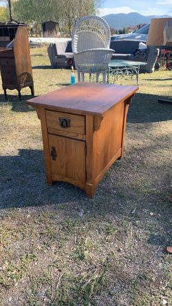End table