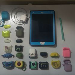 Apple iPad Air Pod Pencil Lot