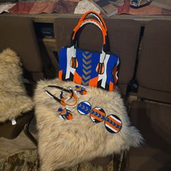 Beaded Purse And Jewelry Set