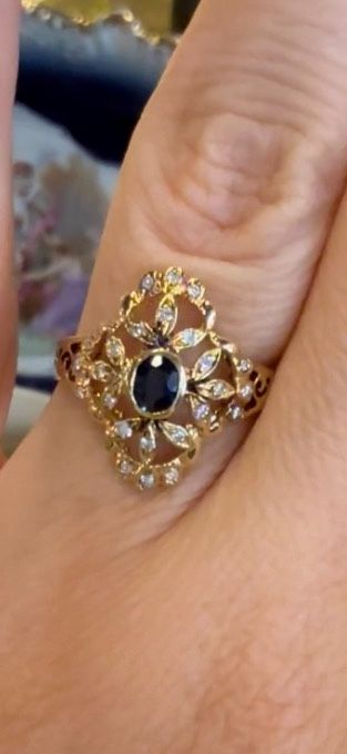 14K Gold Natural Sapphire And Diamonds Ring