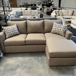 Small Sectional With Reversible Chaise Lounge 