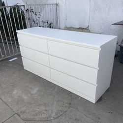 White 6 Drawer IKEA Malm Dresser !