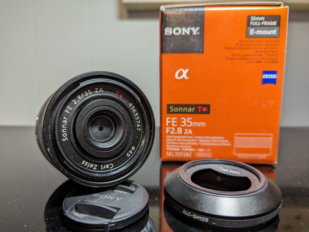 Sony FE 35/2.8 Zeiss