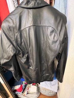 Black Leather Jacket (Mens Size Small)