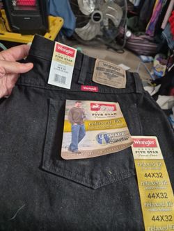 Wranglers, 5 star denim man's new relax. Fit size 44 / 32