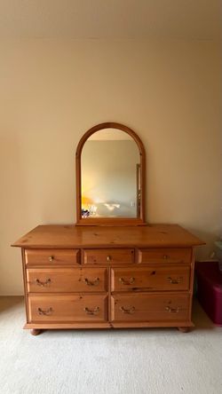 Matching Pine Bedroom Dresser Set – 3 Pieces
