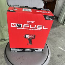 M18 FUEL 18V Lithium-Ion Brushless Cordless 1/2 in. Impact Wrench with Friction Ring (Tool-Only)