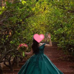 Emerald Green Quinceañera Dress