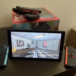 Nintendo Switch 2, optional game/carrying case