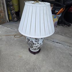 Vintage Porcelain Ginger Jar Lamp