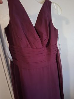 Burgundy V-Neck Formal Gown
