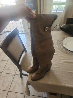 Girl boots