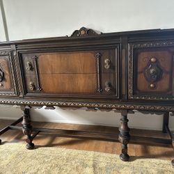 Gorgeous Antique English Jacobean Revival Carved Buffet Server Sideboard Credenza