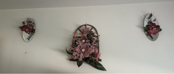 Wall Decor, Take All For $40